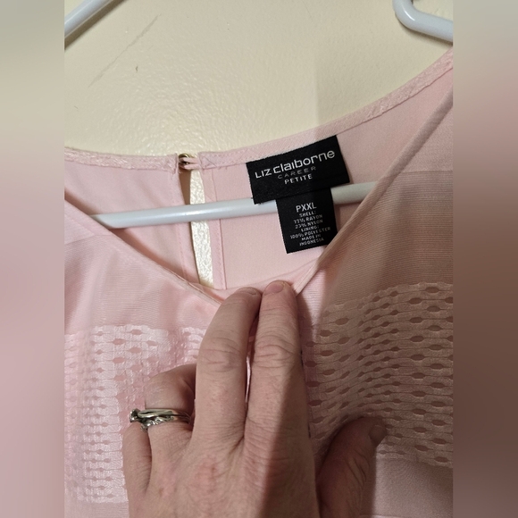 Liz Claiborne Pink Boxy Blouse Relaxed Fit - Picture 2 of 3